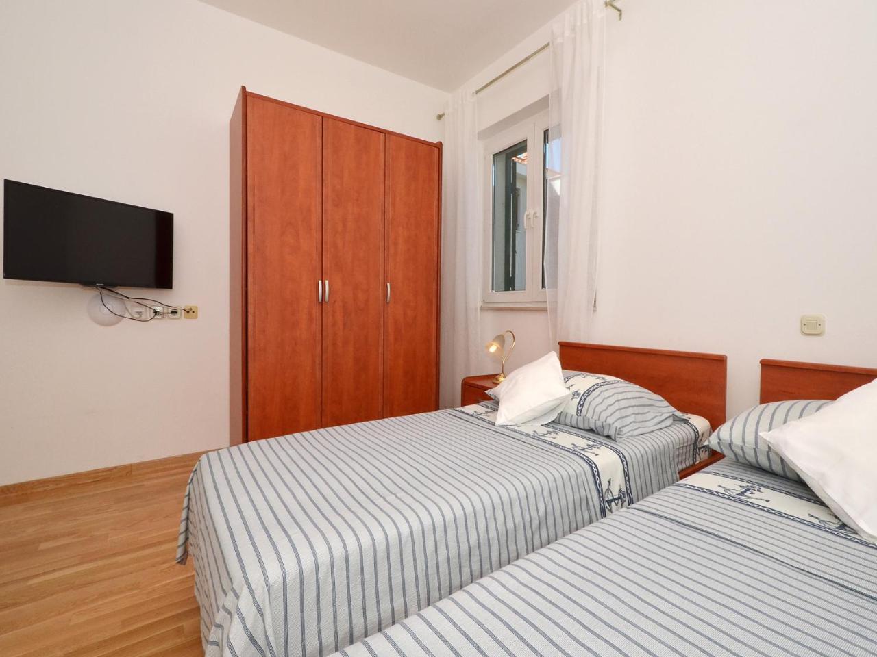 Apartments Nera Podstrana Eksteriør bilde