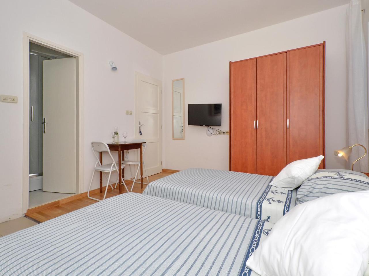 Apartments Nera Podstrana Eksteriør bilde
